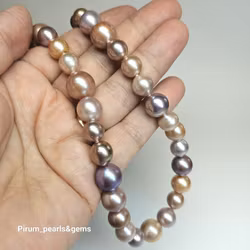 Pärlhalsband med stora magnifika pärlor 9-13 mm förgyllt lås