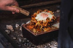 Rösti gryta, tillagad i en Brick från Römertopf