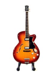 Hofner semi-akustisk bas