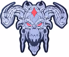 Skull w. horns XL