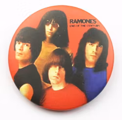 Pin Ramones