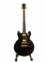 Gibson Semi acoustic Black replika