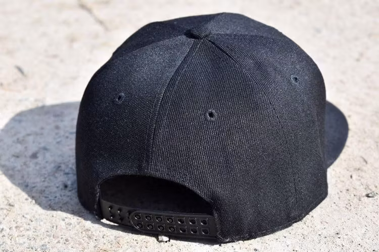 Snapback Keps, UMP guld