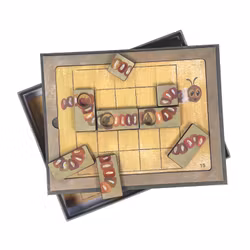Magnetiskt spel larv - Trasig Kartong