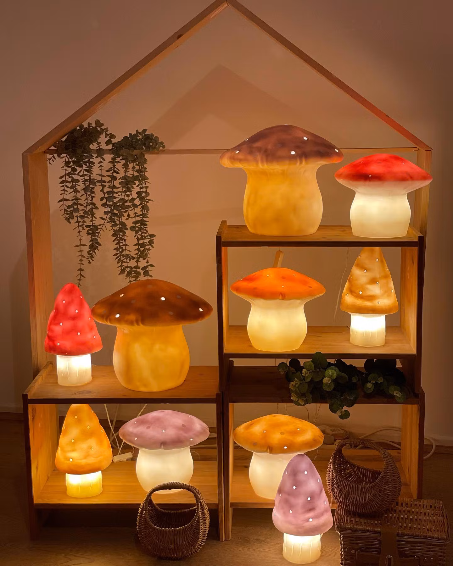 Svamplampa liten guld