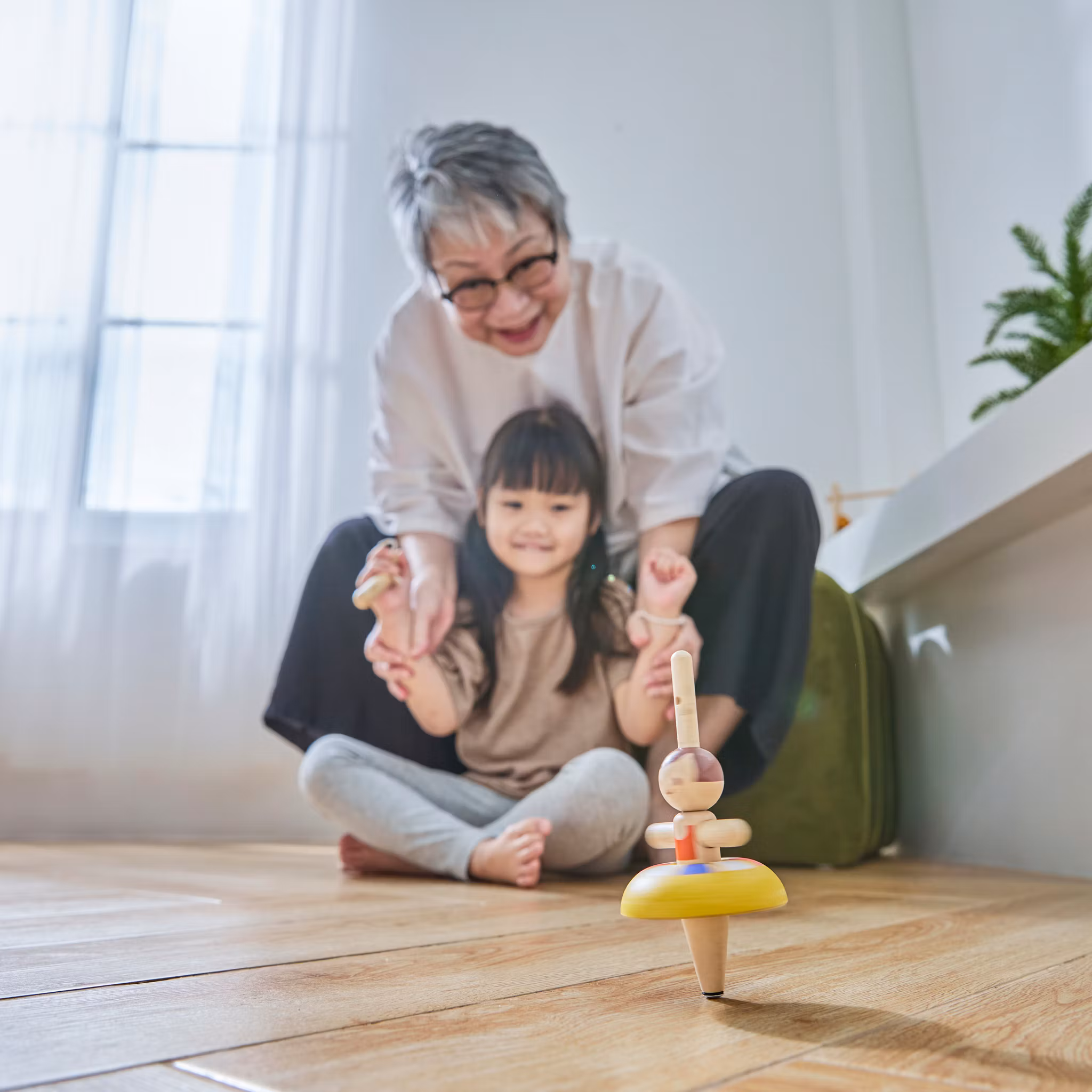 Ballet Spinning Top - PlanToys