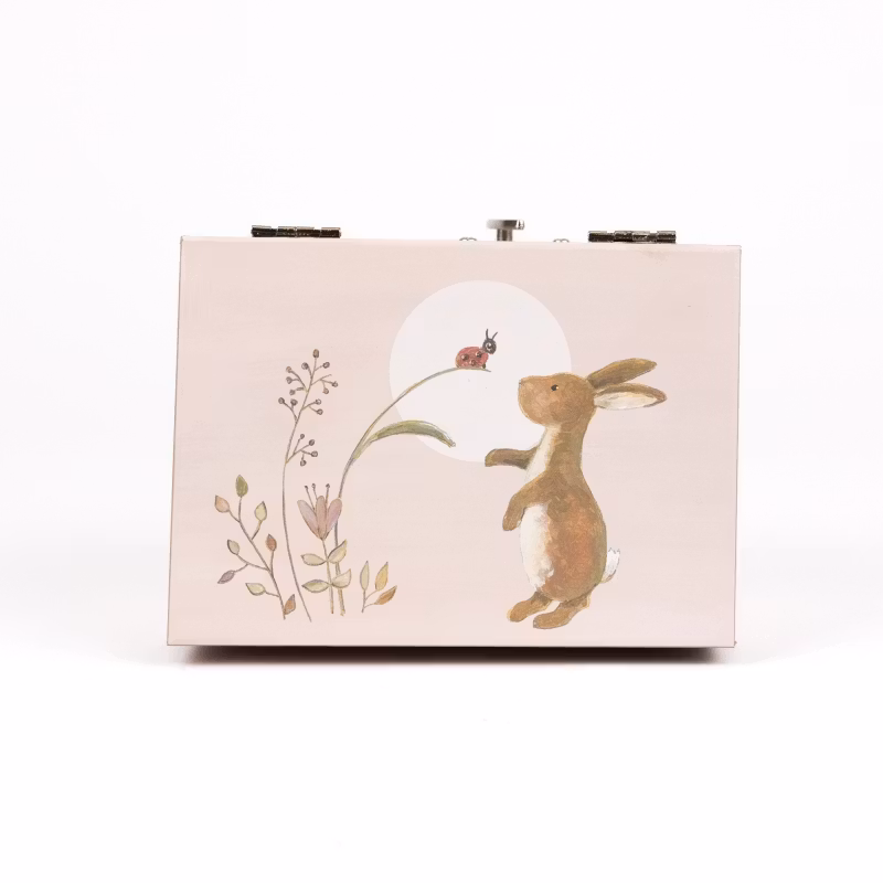 Smyckeskrin kanin och nyckelpiga