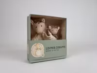 Leonie Giraff - presentset med snuttefilt & skallra