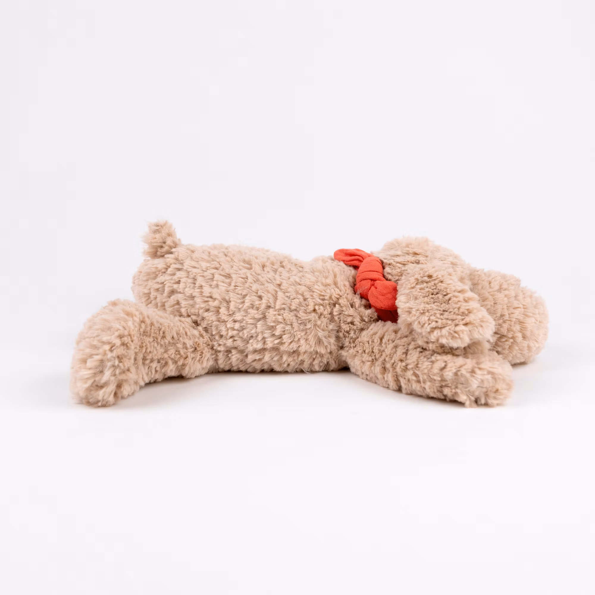 Liggande hund Gabi – medium