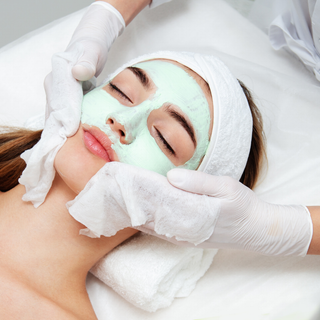 STARTKIT: Diamond. 3 ansiktsmasker som ger föryngrande effekt.