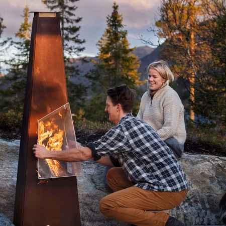 Vedkaminen tillverkad i cortenstål