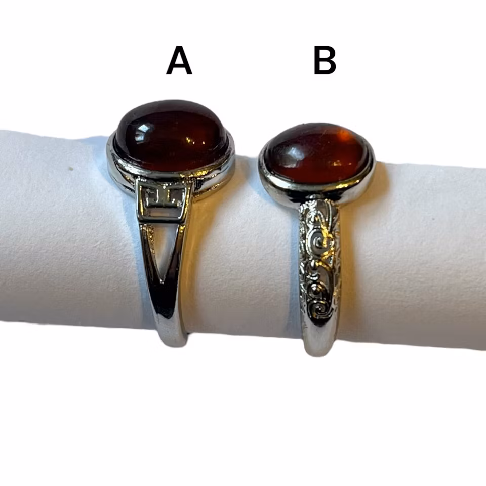Granat Ring (ställbar)