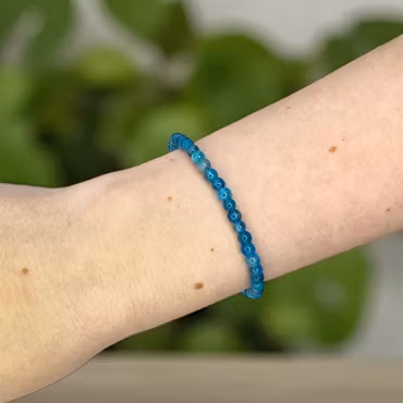 Apatit Blå 4mm pärlor Armband