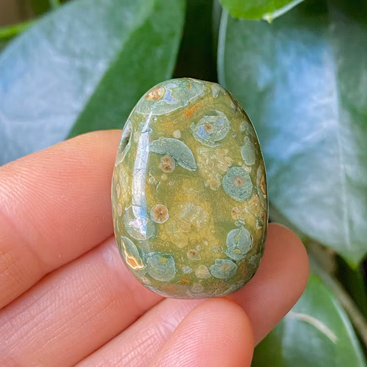 Ryolit Grön A Hängsmycke (Droppe)