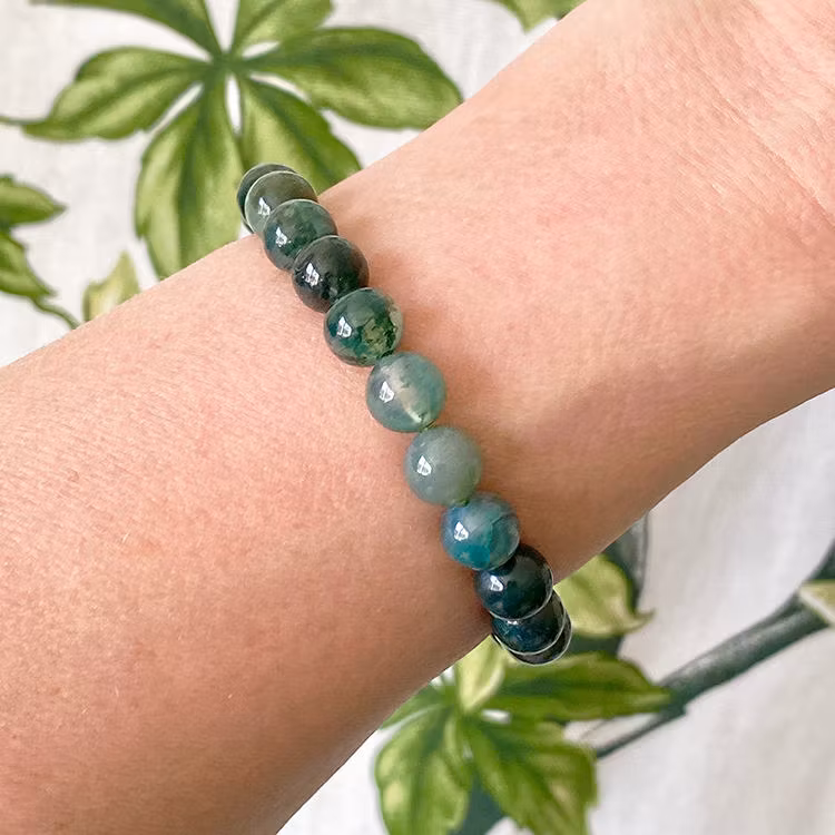 Mossagat 8mm pärlor Armband