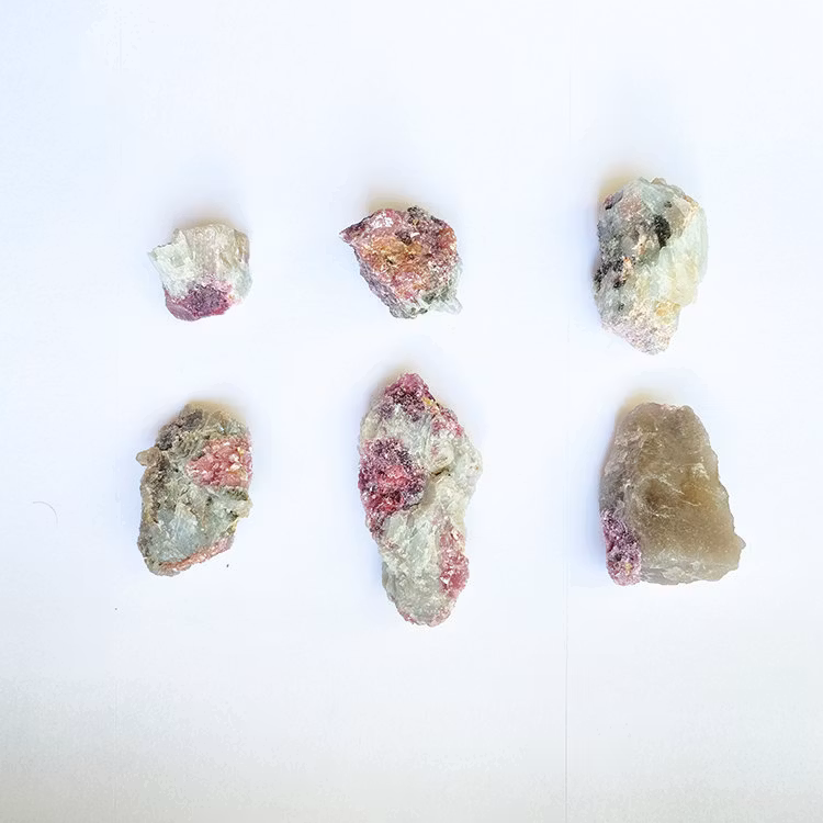 UTGÅTT! Lepidolit med Blå Albit rå bitar