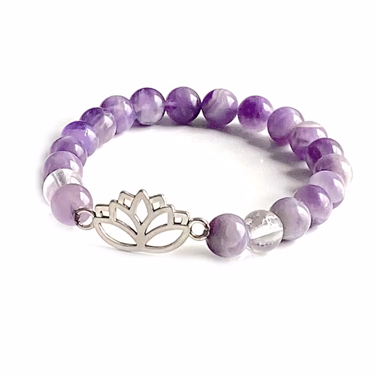 Ametist Chevron, Bergkristall (Lotus) 8mm pärlor Armband