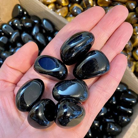 Obsidian Svart AA Trumlade stenar 100gr