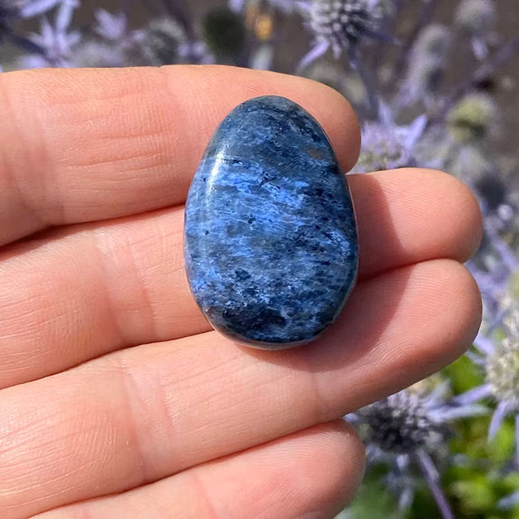 Dumortierit AA Hängsmycke (Droppe)