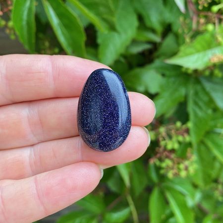 Sandsten Blå ”Goldstone” Hängsmycke (Droppe)