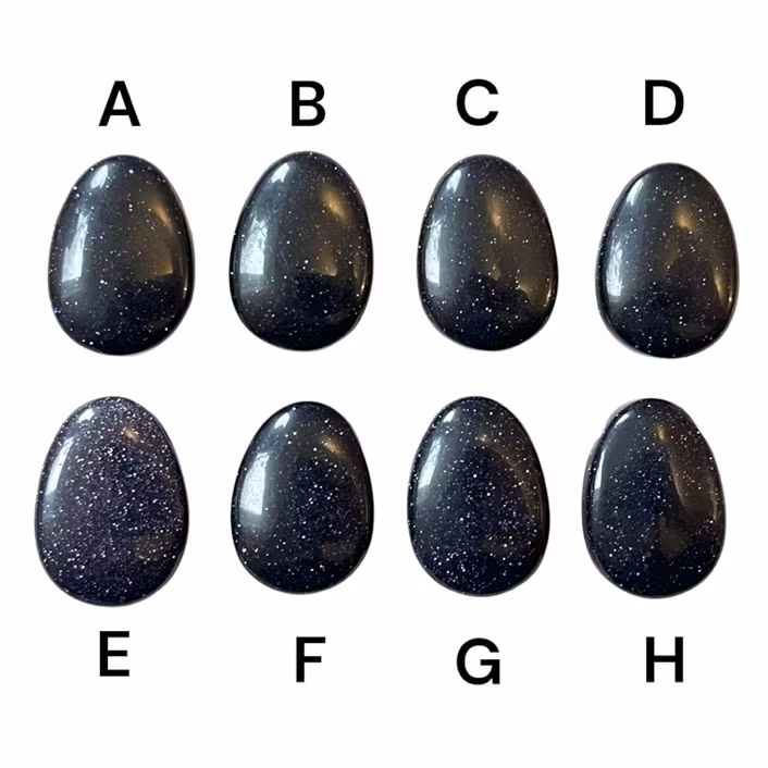 (FYND) Sandsten Blå (Goldstone) Hängsmycke (Droppe)