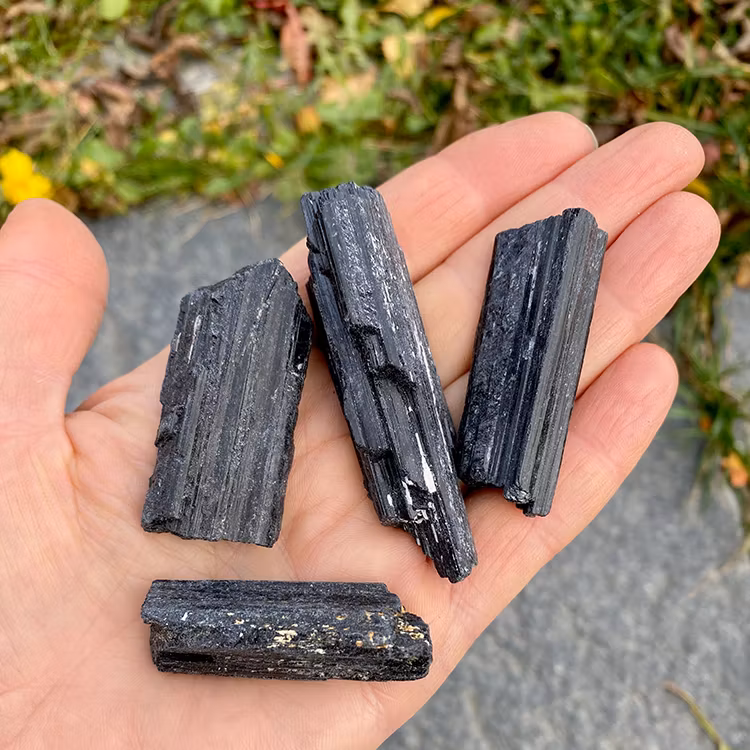 Turmalin Svart Råsten 100gr