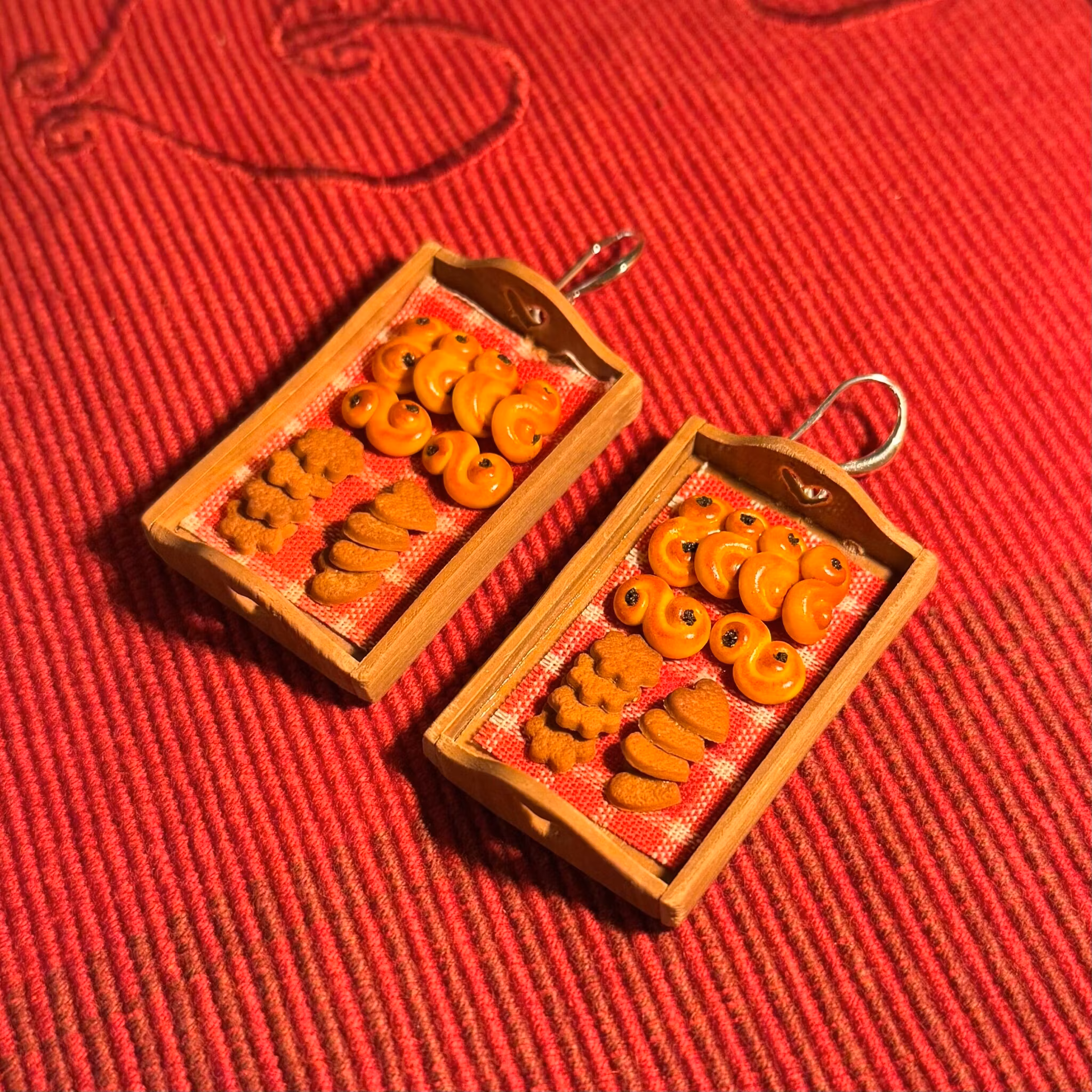 Julfika brickor örhängen