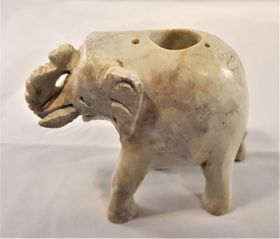 Handgjord elefant i sten för ljus