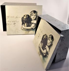 Plåtburk med flicka och hund, x1