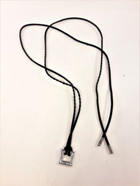 Läderhalsband med strasshänge