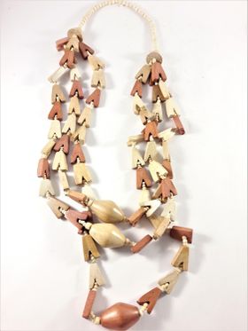 Flerradigt halsband i trä