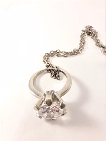Halsband med Ring Silverfärg och Transparent Sten