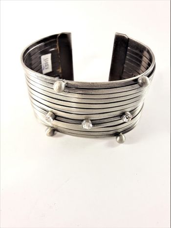 Brett Stelt Armband Silverfärg