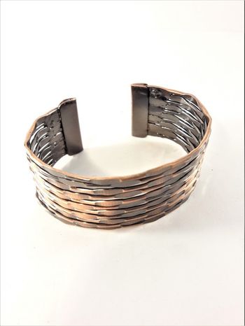 Genombrutet Stelt Armband Kopparfärg
