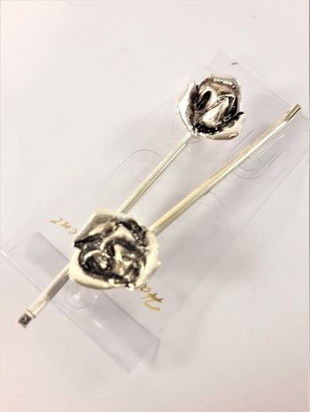 Silverfärgade hårnålar med ros, 2-pack
