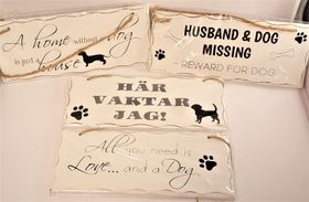Skyltar i trä med hundmotiv, x1