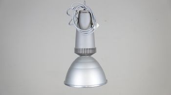 Pendellampa Fagerhult, med ny glödlampa ca 4200K, 220 volt