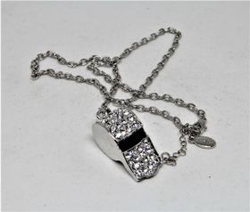 Halsband med Imitations Visselpipa Strass