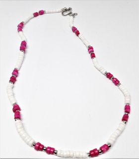 Halsband i ben, vitt och rosa