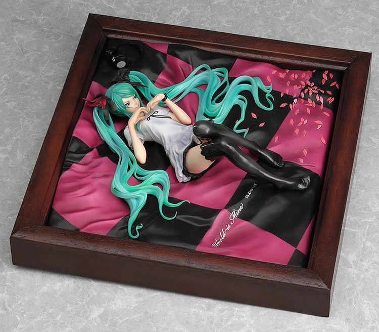 Supercell feat. Hatsune Miku: World is Mine (Brown Frame)