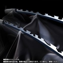 Demon Slayer: Kimetsu no Yaiba Proplica Inosuke Hasiraba's 1/1 Nichirin Sword