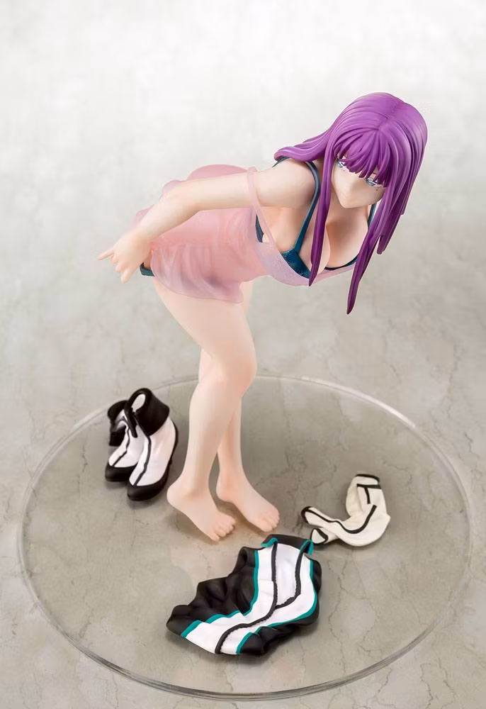 (18+) World's End Harem Mira Suou in Fascinating Negligee