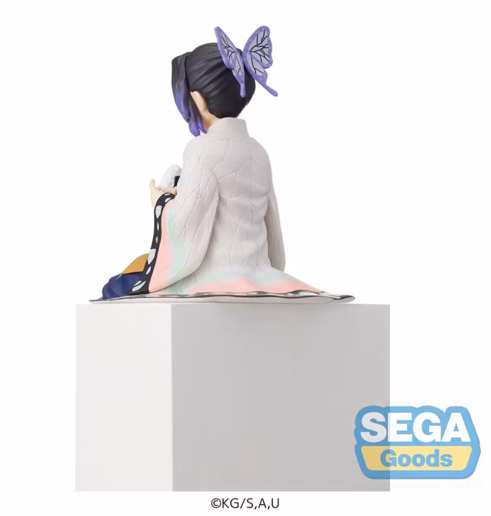 Demon Slayer: Kimetsu no Yaiba Shinobu Kocho Premium Perching Figure