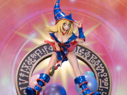 Yu-Gi-Oh! Dark Magician Girl (Standard Vibrant Edition)
