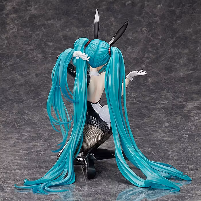Vocaloid Hatsune Miku: Bunny Ver. / Art by SanMuYYB