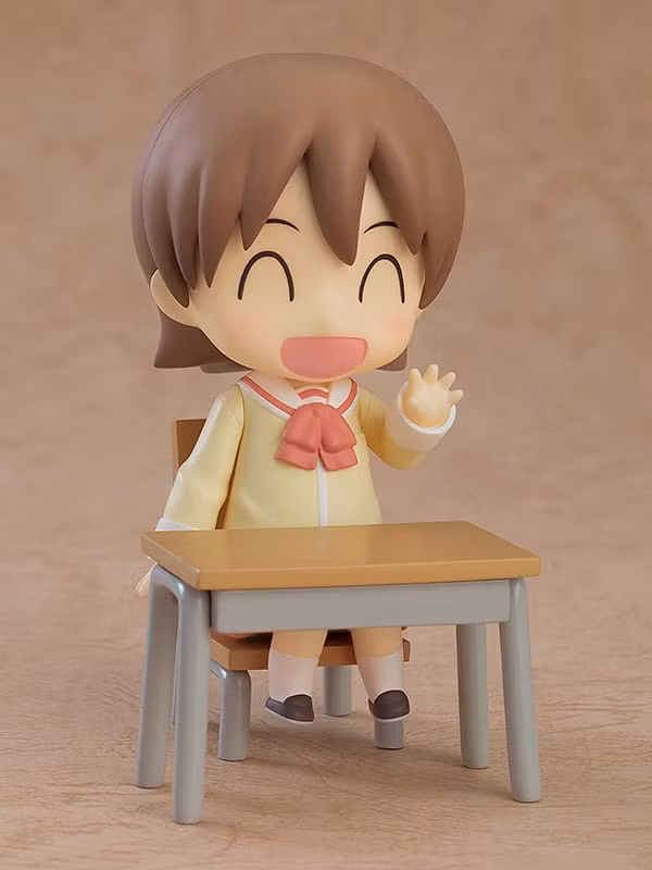 Nichijou Nendoroid Yuuko Aioi: Keiichi Arawi Ver.