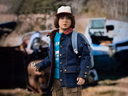 Stranger Things Dustin Henderson 1/6 Scale Collectible Figure