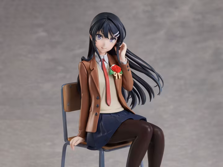 Rascal Does Not Dream of a Knapsack Kid Mai Sakurajima (Graduation Ver.)