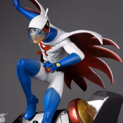 Gatchaman Amazing Art Collection Ken the Eagle 1/7 Scale Statue