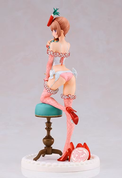 ERIMO Illustration Strawberry Shortcake Bustier Girl